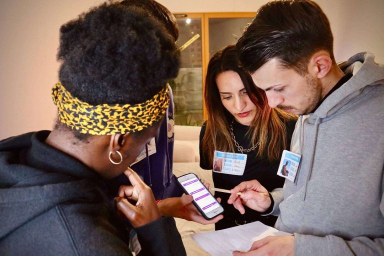 Cómo crear una experiencia de escape room en casa, con Escape Kit