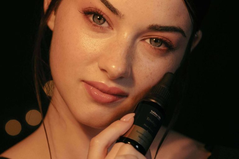 Serum Triology, un producto de referencia de grandes maquilladores para preparar la piel en Navidad