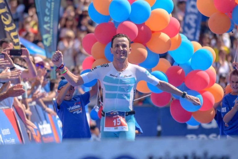 Alejandro Santamaría y su entrenamiento online para preparar retos deportivos