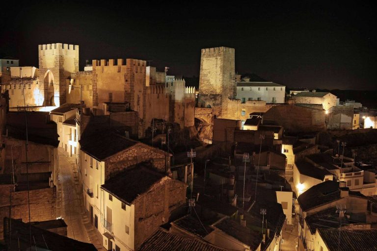 La feria de Navidad de Buñol se celebra por todo lo alto