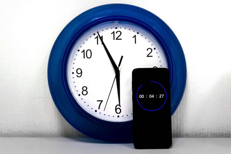 Registrar la jornada laboral usando el software de HRLOG