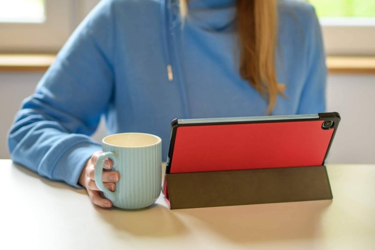 Las ventajas de la terapia psicológica online para mujeres de Patricia Sánchez