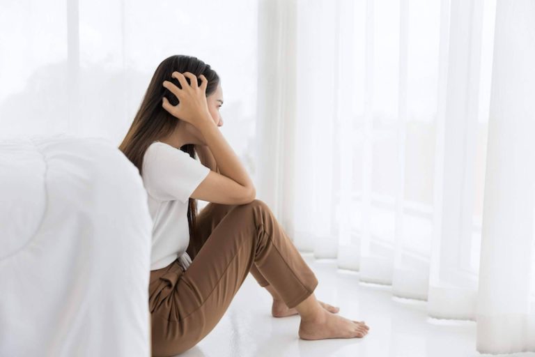 Recomendaciones para saber cómo mejorar la ansiedad en mujeres, con Serena