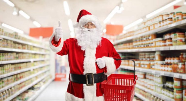 Apunta los horarios de Nochebuena y Navidad de Carrefour, Alcampo, Lidl y más supermercados
