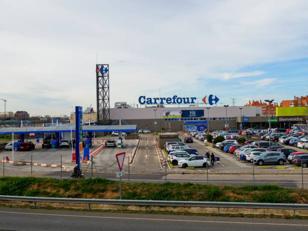 Mucho cuidado al comprar en Carrefour: les acusan de estafa y de estos descuentos falsos
