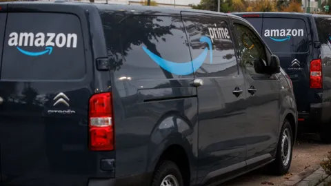 La DGT caza a más de 8.000 conductores de furgonetas el pasado Black Friday por distintas infracciones