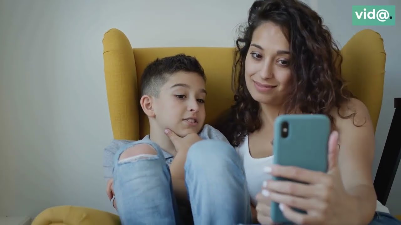 Los niños menores de dos años pasan 49 minutos al día frente a pantallas: la UE alerta del impacto en la salud mental 1 tiempo pantalla bebés
