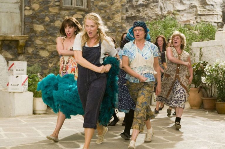 Rebélate contra el frío y la Navidad con estas 10 películas que te trasladarán al verano