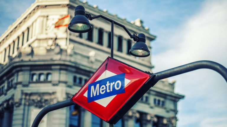 Estos son los horarios especiales de autobuses y Metro de Madrid en Nochevieja