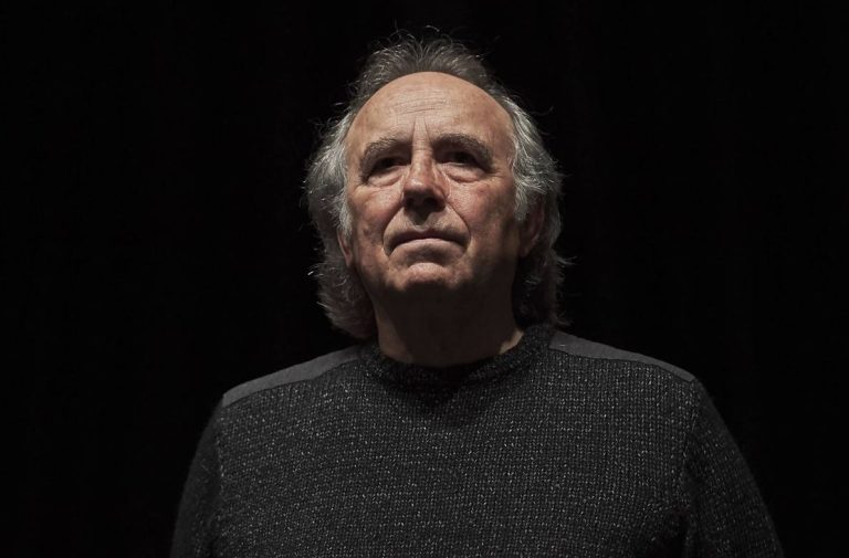 Una leyenda de la música cumple 80 años: repasamos la vida y las mejores canciones de Joan Manuel Serrat