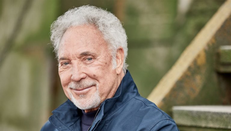 Tom Jones actuará el 4 de agosto en el recinto de conciertos de Almería