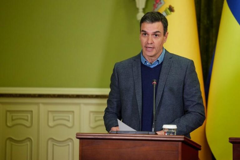 Pedro Sánchez muestra su apoyo al presidente electo de Guatemala y pide que la voluntad del pueblo sea respetada