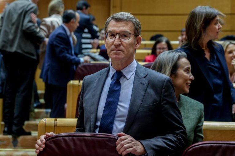 Feijóo denuncia que se "amplía la corrupción política" con la amnistía y una "casta de políticos" no rendirá cuentas