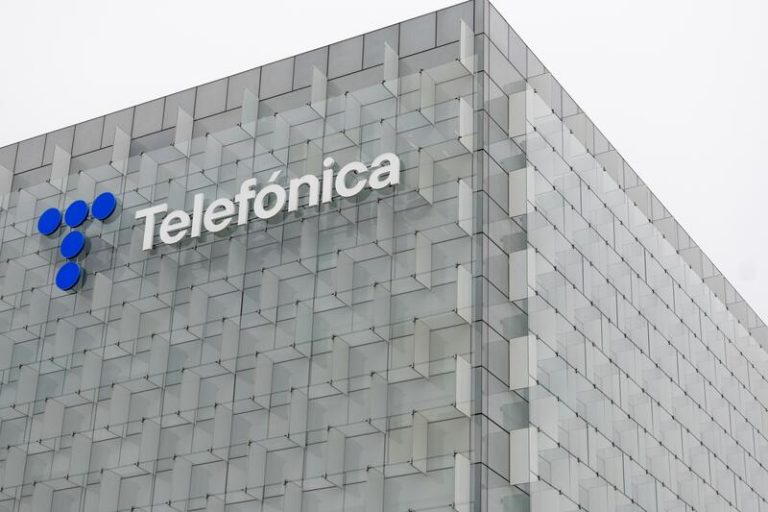 La adscripción al ERE de Telefónica supera el 43%, con más de 1.470 empleados apuntados en dos semanas