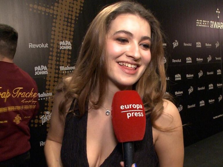 Carlota Boza nos comenta cómo está llevando su participación en 'Bailando con las estrellas'