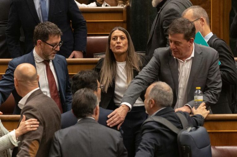 El Gobierno mantiene su calendario para los Presupuestos pese al 'no' de Junts a la Ley de Amnistía