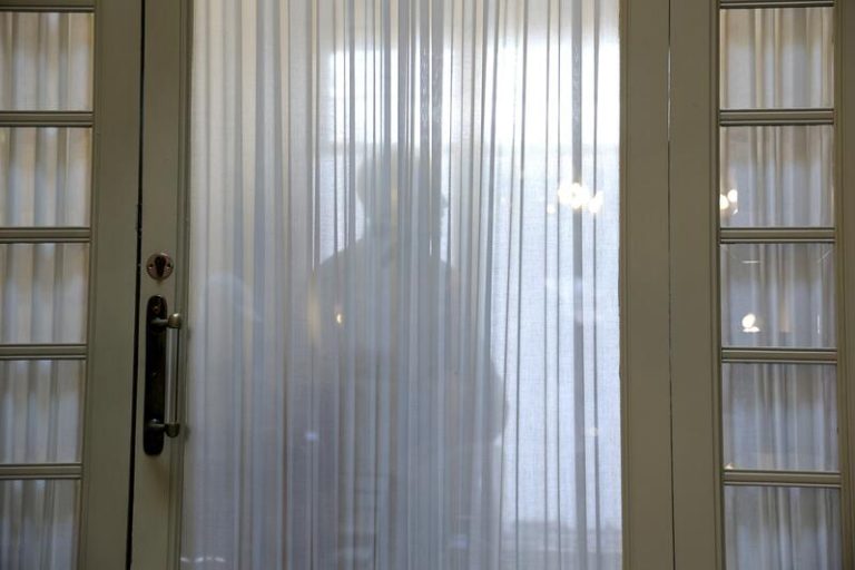 La Mesa del Parlament balear decide este miércoles sobre el cese de Le Senne como presidente