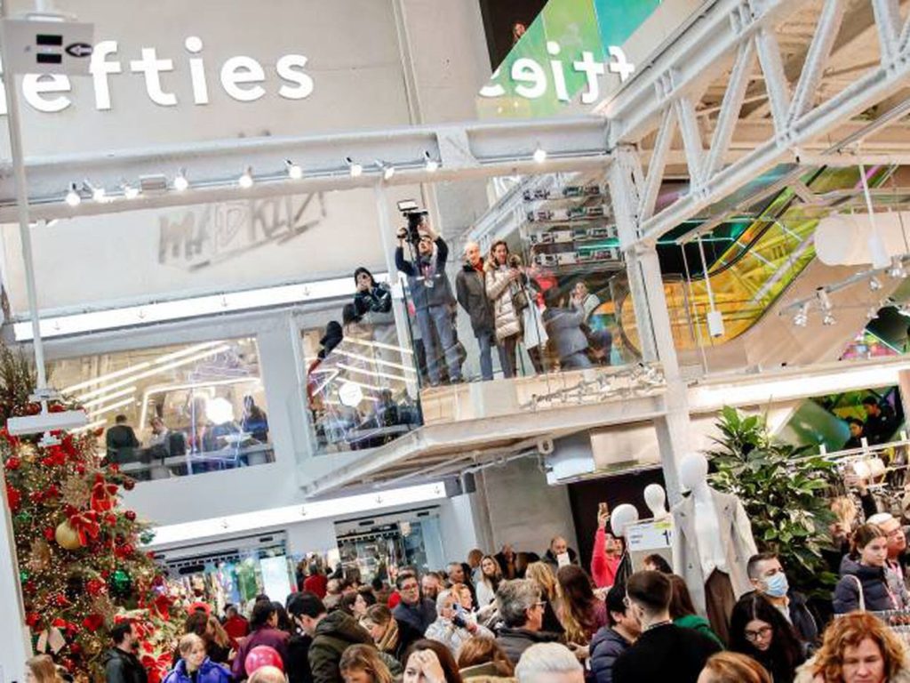 Descubre plumíferos elegantes y encantadores para el invierno de 2024