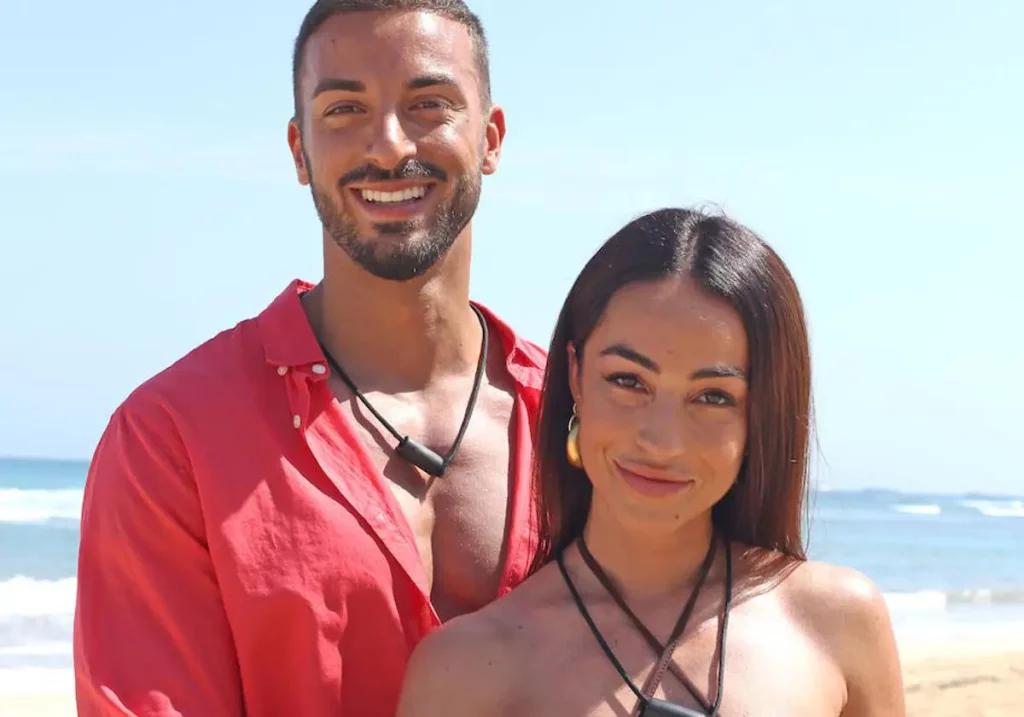 Joaquín Prat, asombrado por las presentaciones de los solteros en 'La isla de las tentaciones': 'Un grupo de eruditos...'