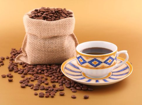 La dieta del café que usan las famosas para adelgazar también tiene sus desventajas