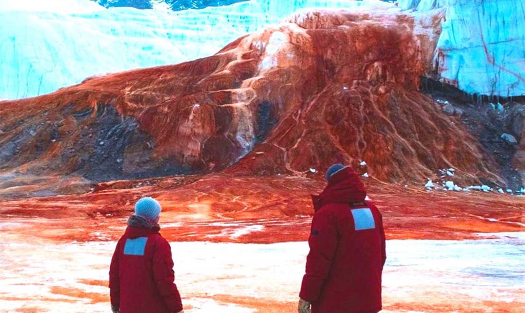 El misterio de las Cataratas de Sangre, uno de los lugares más raros del planeta Tierra 1 Cataratas de Sangre 2