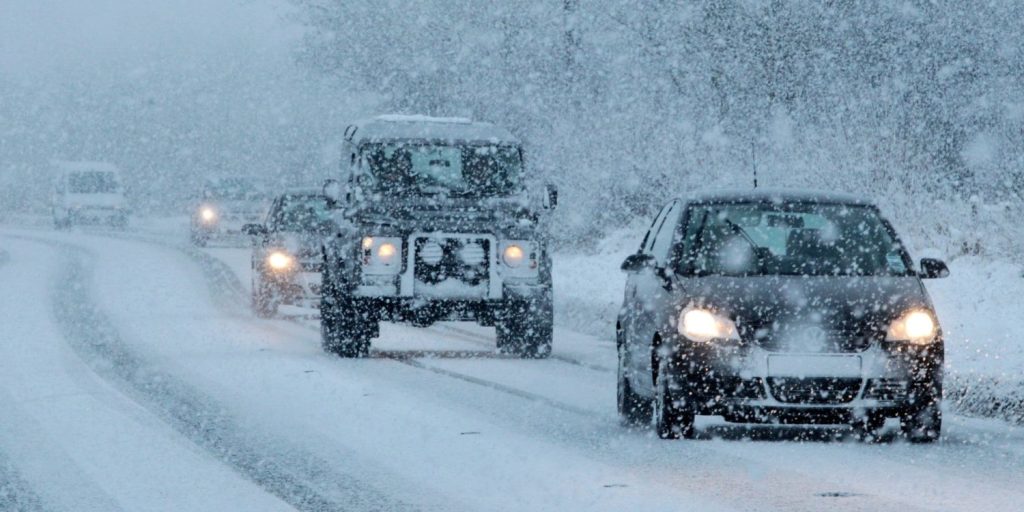 Estos trucos al volante te ayudarán a conducir de manera segura con nieve o heladas 1 DGT NIEVE