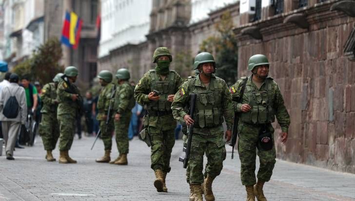 La violencia en Ecuador revive la lucha contra el narcotrafico en Latinoamérica 2 Desafiando la marea criminal: Ecuador en la encrucijada de la violencia pandillera