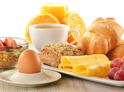 Desayuno-nutritivo-5 Adelgaza con estos 4 desayunos saludables y ricos, perfectos para la dieta