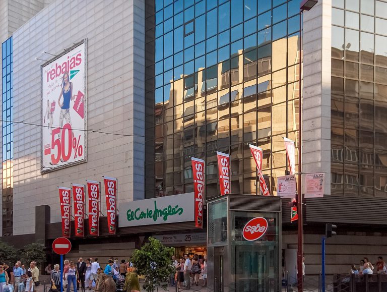 El Corte Inglés arrasa con sus segundas rebajas de enero y se une a la sostenibilidad