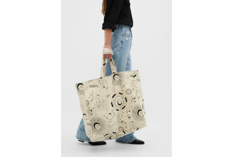 El chollazo de las rebajas 2024 el bolso de Stradivarius por solo 4 euros para quienes lo quieren grande