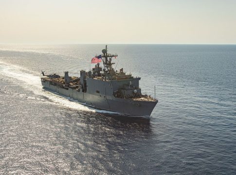 Los ataques de los hutíes en el mar rojo y la respuesta de Estados Unidos complican aún más la situación en la región y empeoran los efectos en Europa