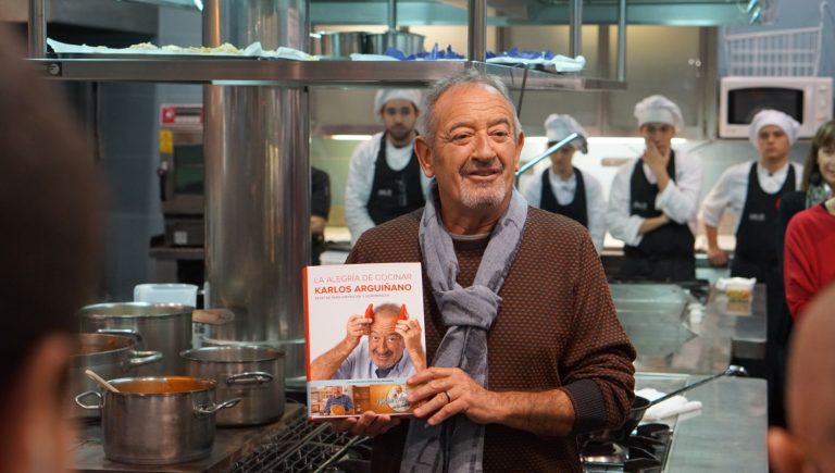 El nuevo libro de Karlos Arguiñano con recetas de su hijo Joseba ya se puede reservar