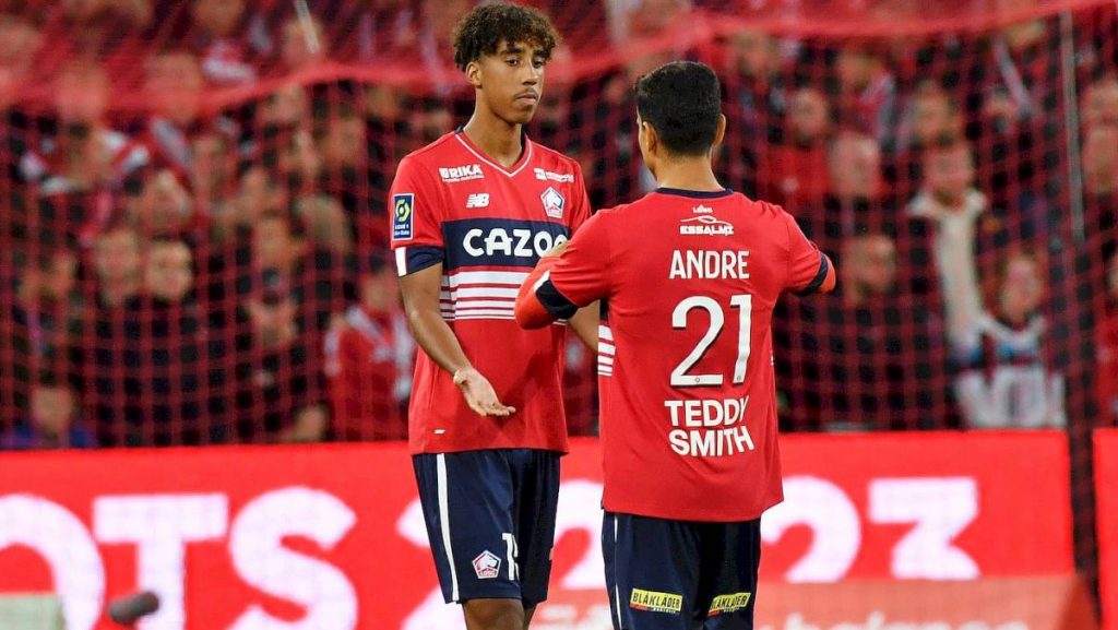 La emergencia defensiva del PSG: Yoro, la prioridad absoluta