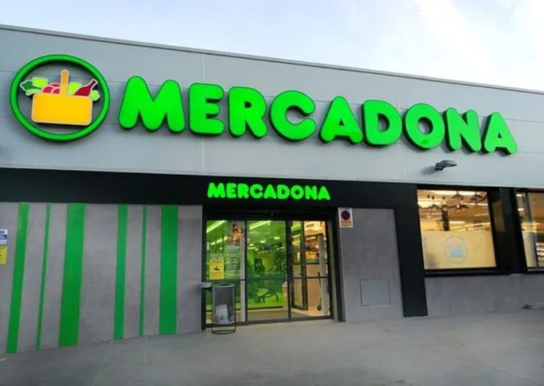 Lava tus abrigos sin dañarlos con el producto estrella de Mercadona por menos de 2 euros