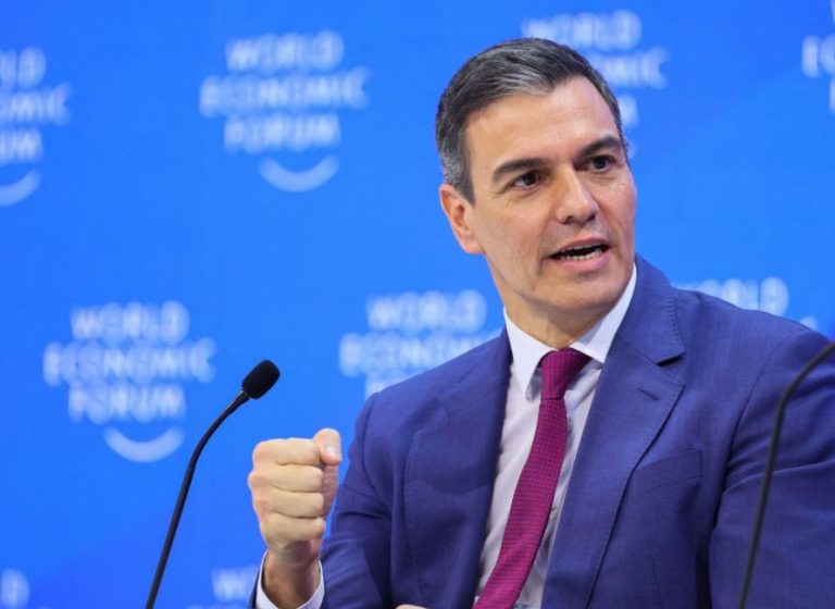 Pedro Sánchez destaca que España atrae inversiones chinas gracias al crecimiento económico