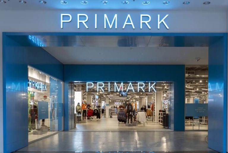 Primark: Luce las botas altas de Paula Echevarría para el invierno en las rebajas de enero