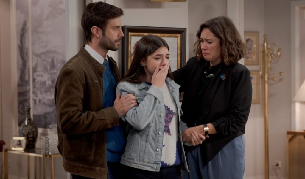 Desvelado el chantaje emocional de Elena en 'Amar es para siempre' 108 Desvelado el chantaje emocional de Elena en 'Amar es para siempre'