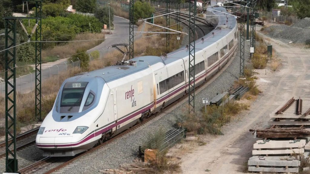 Renfe pone límites para escapar de las reservas fraudulentas 2 Renfe 2024: navegando entre desafíos y oportunidades con los nuevos abonos gratuitos