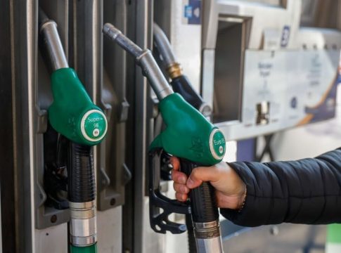 Revés temporal en los precios de la gasolina. Cómo afecta a conductores Revés temporal en los precios de la gasolina: ¿Cómo afecta a conductores?