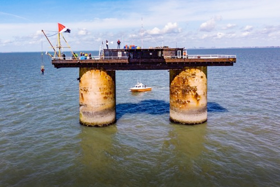 En la nación más pequeña del mundo viven 5 personas y tienen rey, bandera y moneda 2 RECONOCIMIENTO Y SOBERANÍA