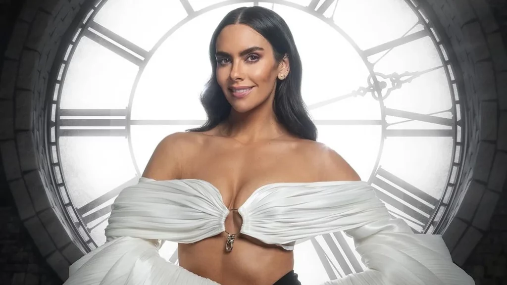 Todos los detalles del ofertón histórico de Mediaset para robarle a Cristina Pedroche a Antena 3 y liderar Supervivientes 48 Todos los detalles del ofertón histórico de Mediaset para robarle a Cristina Pedroche a Antena 3 y liderar Supervivientes