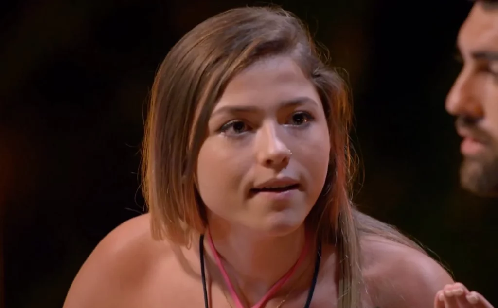 "Es una mosquita muerta": Andrea, rota por completo, cruza todos los límites en 'La Isla de las Tentaciones'