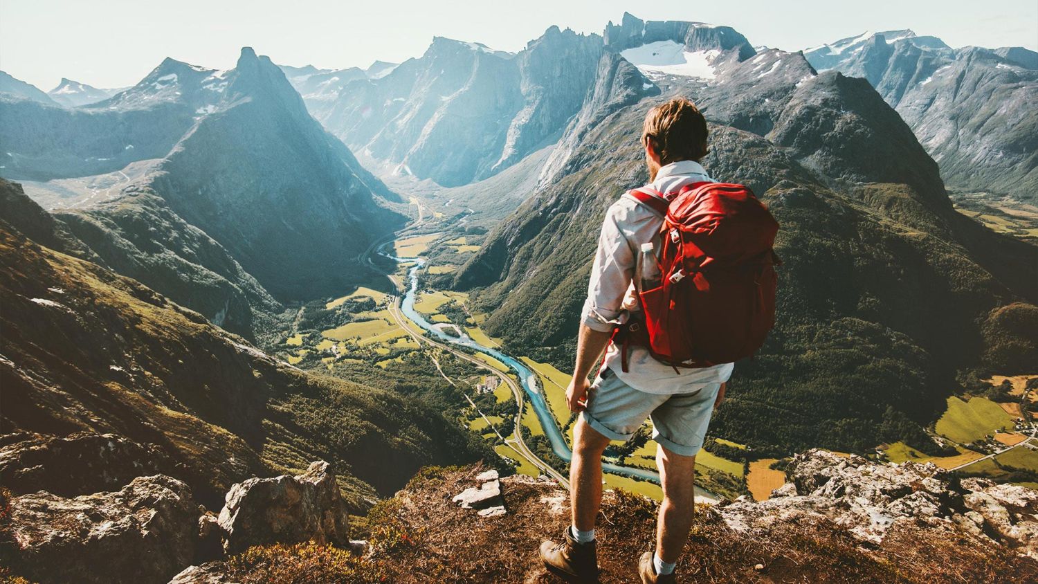 Viajar solo es mucho mejor de lo que te piensas: principales ventajas e inconvenientes 3 LOGÍSTICA Y PLANIFICACIÓN EN SOLITARIO