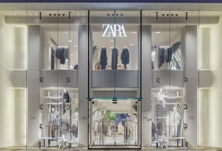Zara tiene las botas biker de Rosalía y Dualipa en rebajas a solo 19 euros
