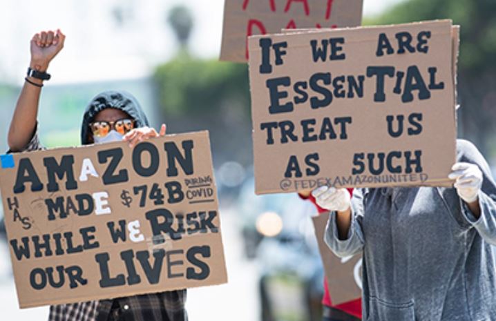 De librero a milmillonario: el fundador de Amazon, Jeff Bezos, cumple 60 años y repasamos su vida y controversias 4 amazon criticas