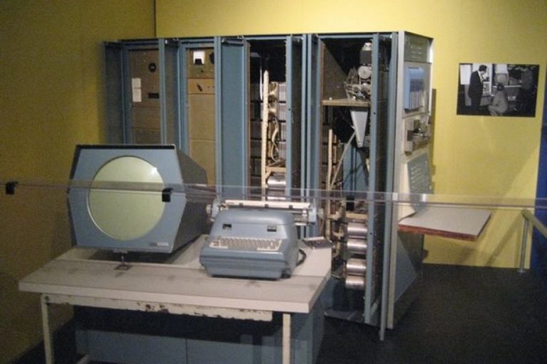 La misterio sin resolver del primer videojuego de la historia y la controversia del 77 aniversario