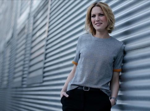 Serrat, Almodóvar o Mecano fuera de los 50 españoles más importantes para RTVE