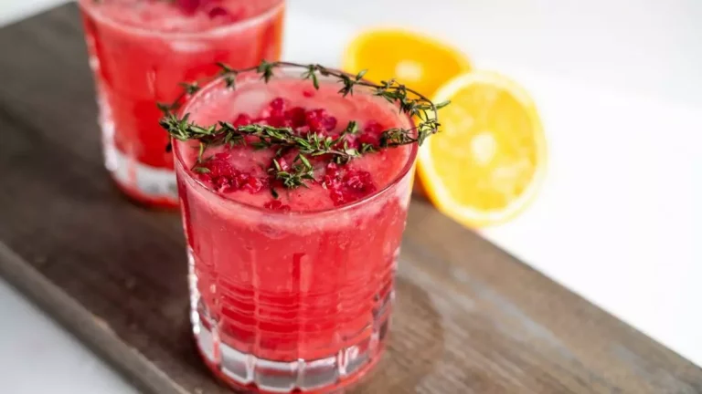 Disfruta de la fiesta sin resaca con estas bebidas sin alcohol originales y deliciosas