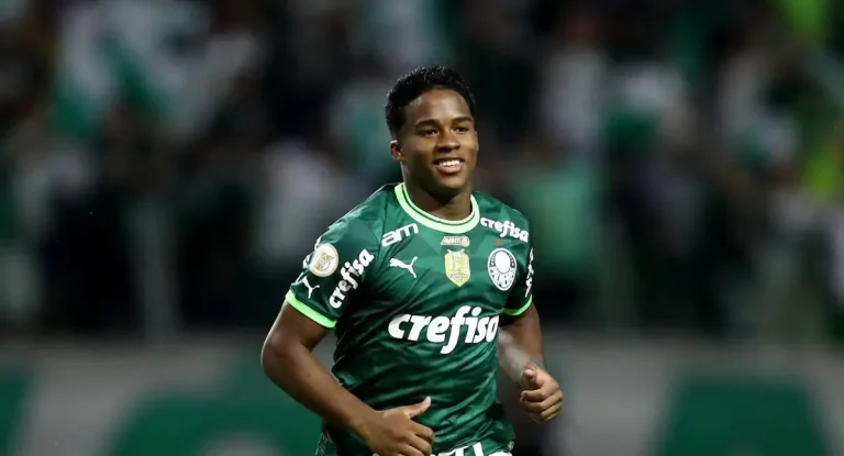 La modelo brasileña de 20 años que ha conquistado al nuevo crack del Real Madrid, Endrick 