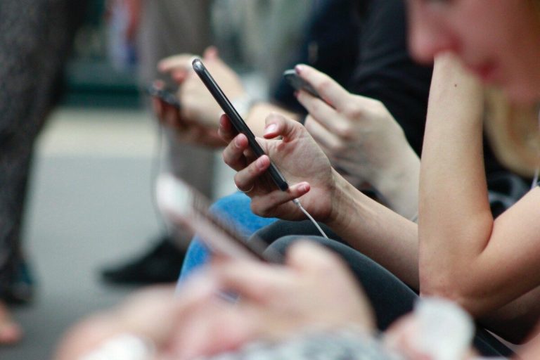 ¡No caigas! El timo para robarte dinero del móvil por el que han condenado a un hombre a 8 años de cárcel